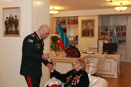 9 may - Faşizm üzərində Qələbə günü ilə bağlı veteranlar ziyarət olunub