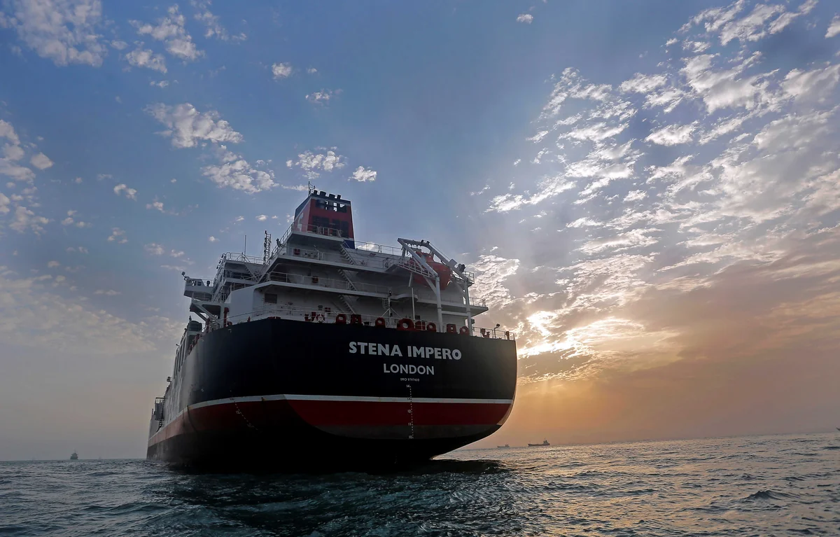 Venesuela Çinə neft tədarükünü bərpa edib