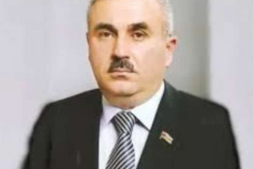 Ağır ürək əməliyyatı keçirən deputat Milli Məclisin iclasına qatılıb