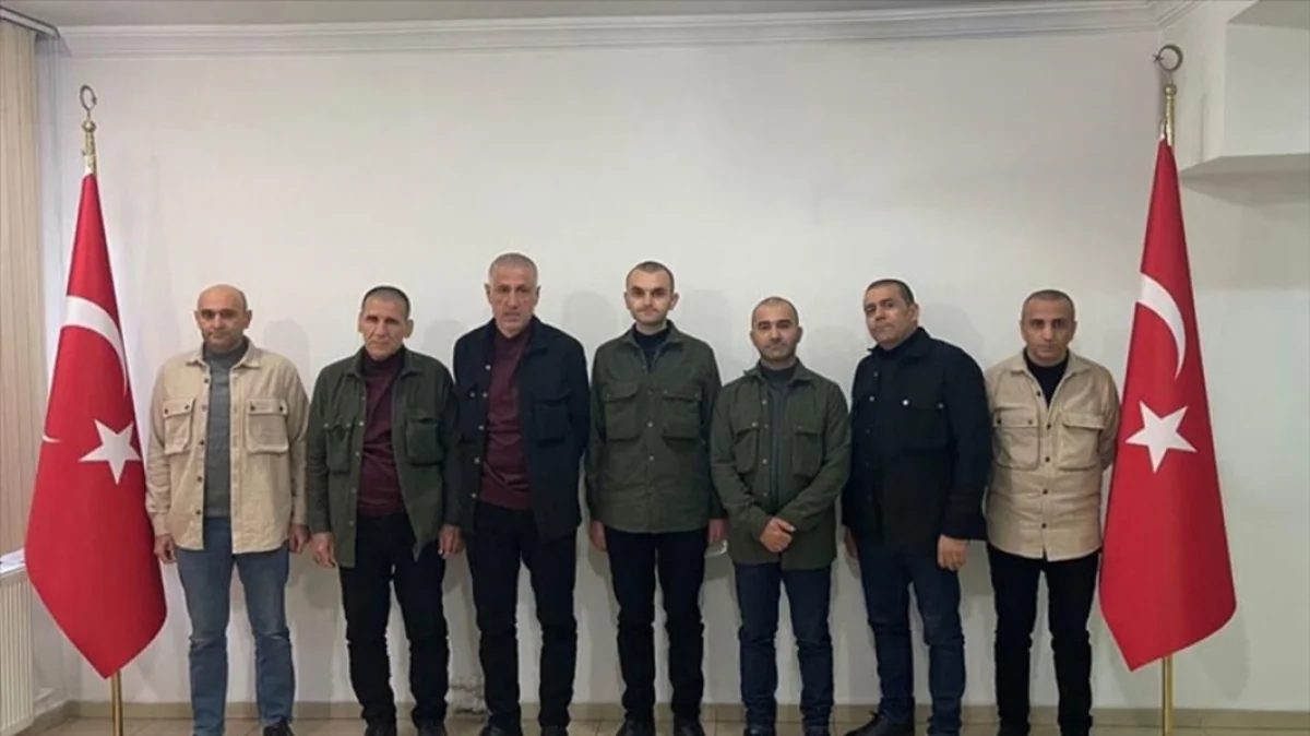 Задержанные в Ливии турецкие граждане возвращены в Турцию