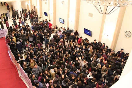 Türkiyənin məşhur aktyorları Bakıya gəlib