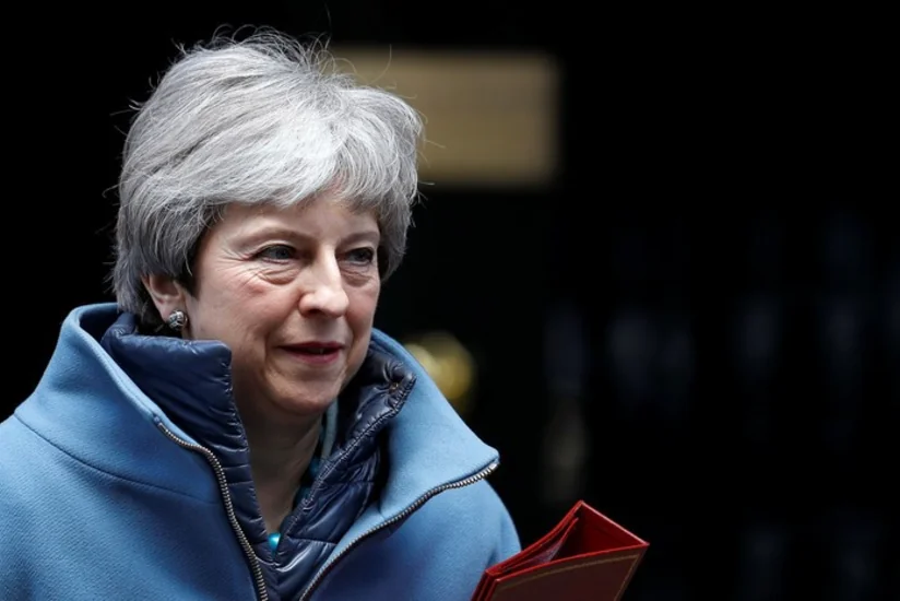 Tereza Mey “Brexit”dən sonra istefa verəcəyini açıqlayıb