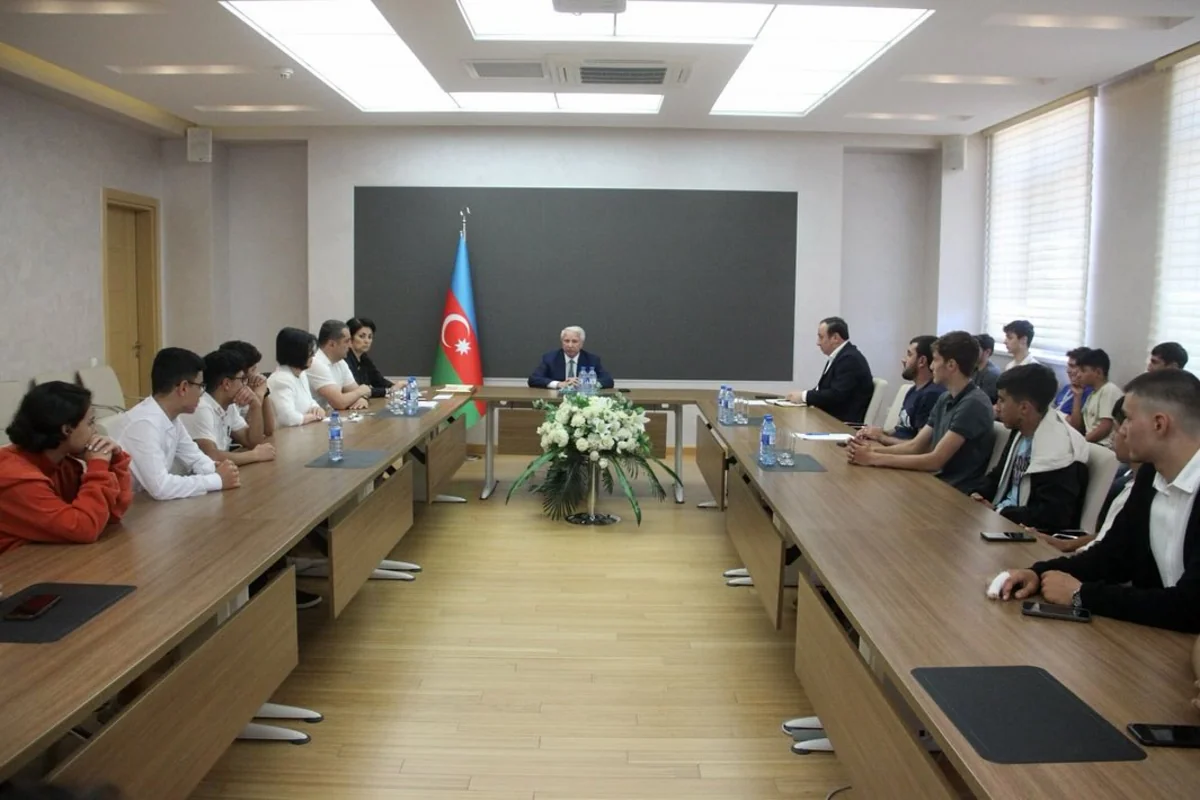 Beynəlxalq turnirlərdə medal qazanmış Azərbaycan velosipedçiləri mükafatlandırılıb