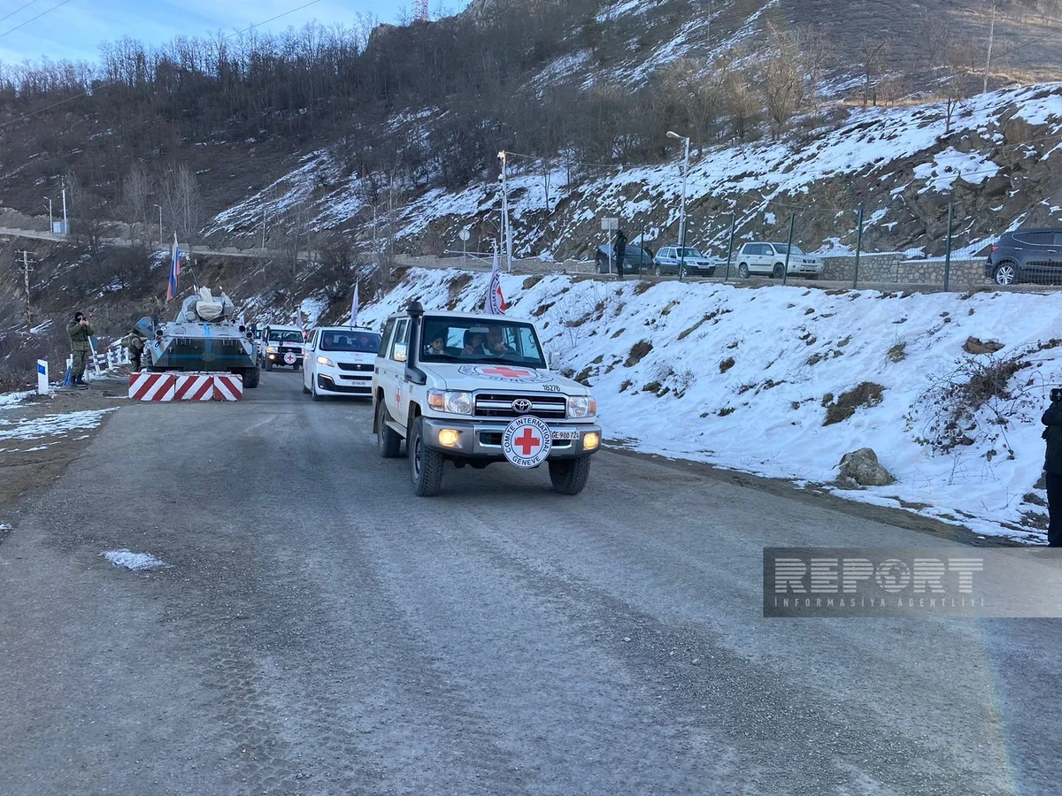 6 ICRC vehicles pass freely through Khankandi-Lachin road