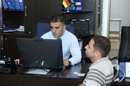 Вкладчики Günay Bank получают компенсации