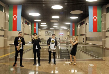 Bakı metrosunda musiqili fləşmob keçirilib