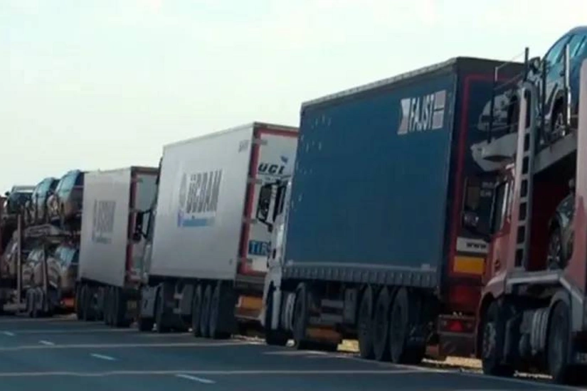 AYNA: “Qırmızı Körpü” gömrük postunda 200 avtomobil gözləyir