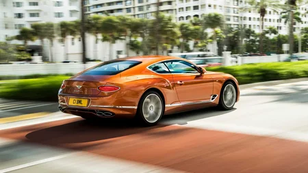 Bentley выпустит купе и кабриолет Continental GT V8 с новым мотором - ФОТО