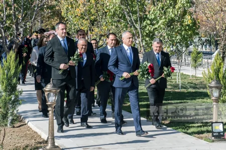 Babək rayonunda şəhidlər abidə-memorial kompleksi istifadəyə verilib