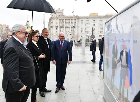 İlham Əliyev TASS agentliyində Rusiyanın aparıcı KİV-lərinin rəhbərləri ilə görüşüb
