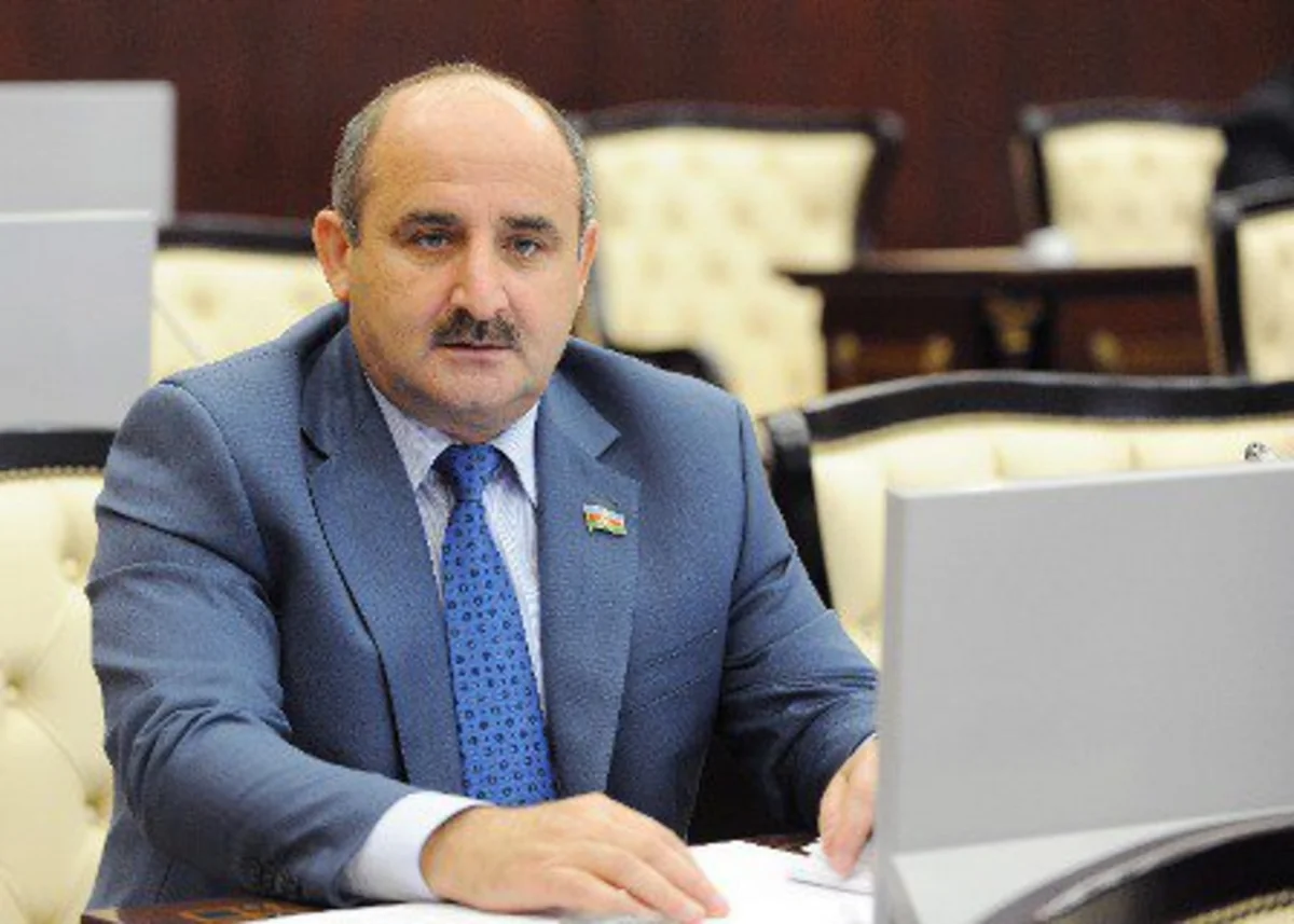 Deputat: Dövlət qulluğuna qəbulun müsahibə mərhələsi ləğv edilməlidir