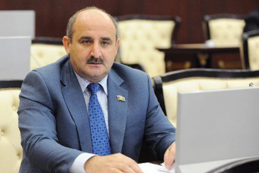 Deputat: Dövlət qulluğuna qəbulun müsahibə mərhələsi ləğv edilməlidir