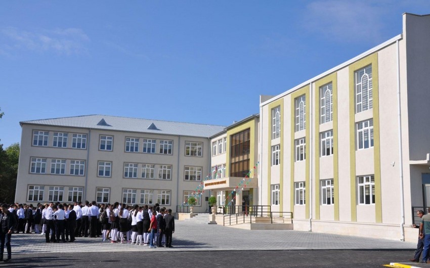 Bakıda 166 məktəb Milli Qəhrəman və şəhid adı daşıyır