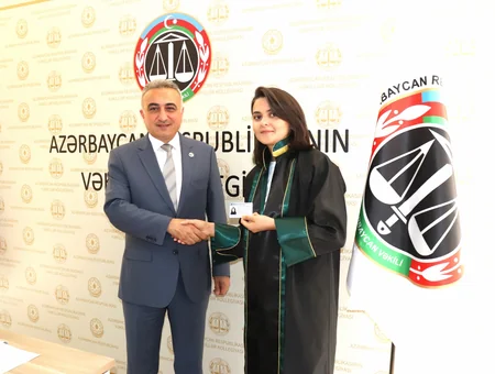 Azərbaycanda dörd vəkilə töhmət verilib, altı vəkilə isə xəbərdarlıq olunub