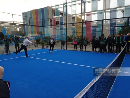 Su İdman Sarayında padel tennis kortunun açılışı olub
