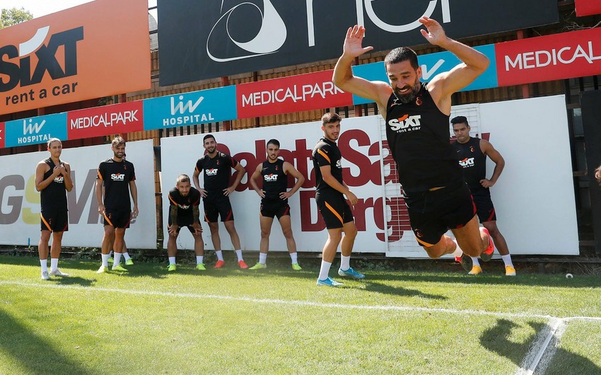 Qalatasaray Bakıya gətirmədiyi futbolçunu göndərmək istəyir