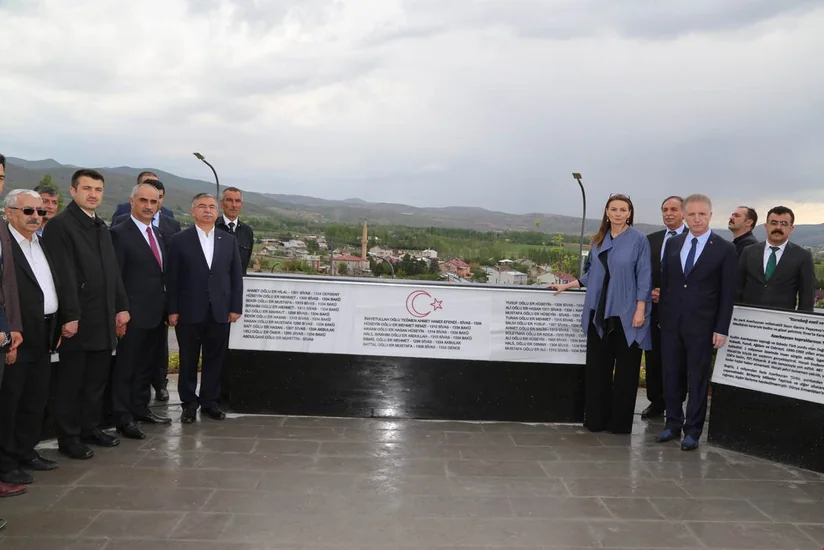 В Сивасе открыли памятник шехидам Карабаха
