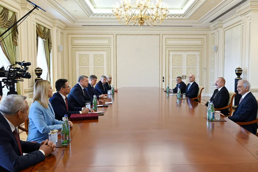 Prezident İlham Əliyev Həştərxan vilayətinin qubernatorunu qəbul edib - YENİLƏNİB