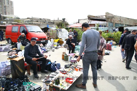 Ən ucuz əşya 20 qəpiyə, ən bahalısı 350 manata satılır - BAZARDAN VİDEOREPORTAJ