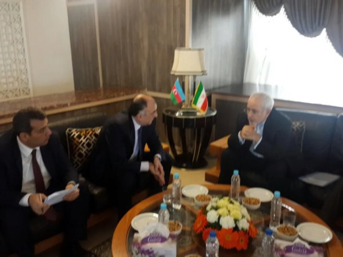 Azərbaycan və İran XİN rəhbərlərinin görüşü keçirilib
