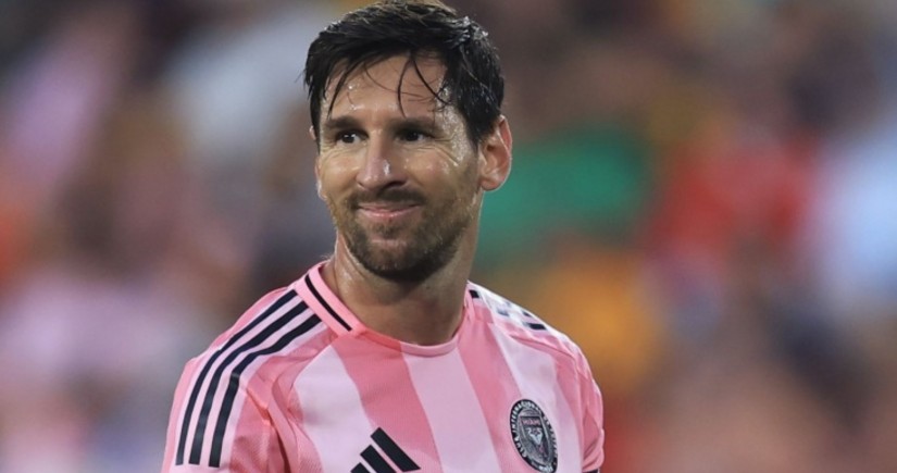 Messi futbol tarixində yeni rekorda imza atıb