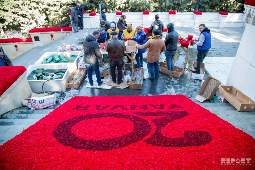 Şəhidlər xiyabanında hazırlıq işləri görülür - FOTOREPORTAJ