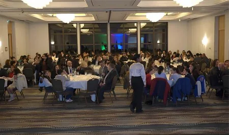 Fransada Zəfər Günü qeyd olunub