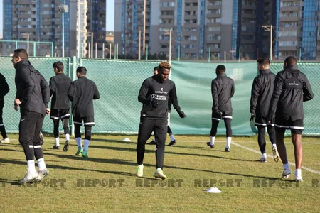 Neftçi növbəti məşqinə itkilərlə çıxıb
