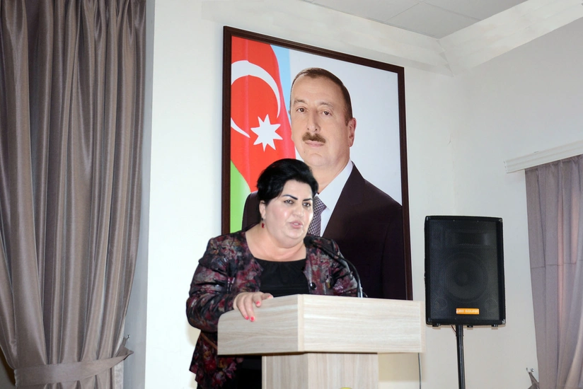 İşdən çıxarılan məktəb direktoru: Əsəblərimi qorumaq üçün istefa verdim