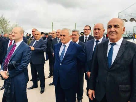 Samur çayı üzərində salınacaq yeni avtomobil körpüsünün təməli qoyulub