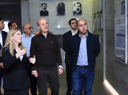 Türkiyə Ali Təhsil Şurasının nümayəndə heyəti ölkəmizə səfər edib