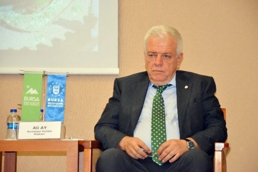 Bursaspor Azərbaycan millisinin futbolçusunun qiymətini açıqlayıb