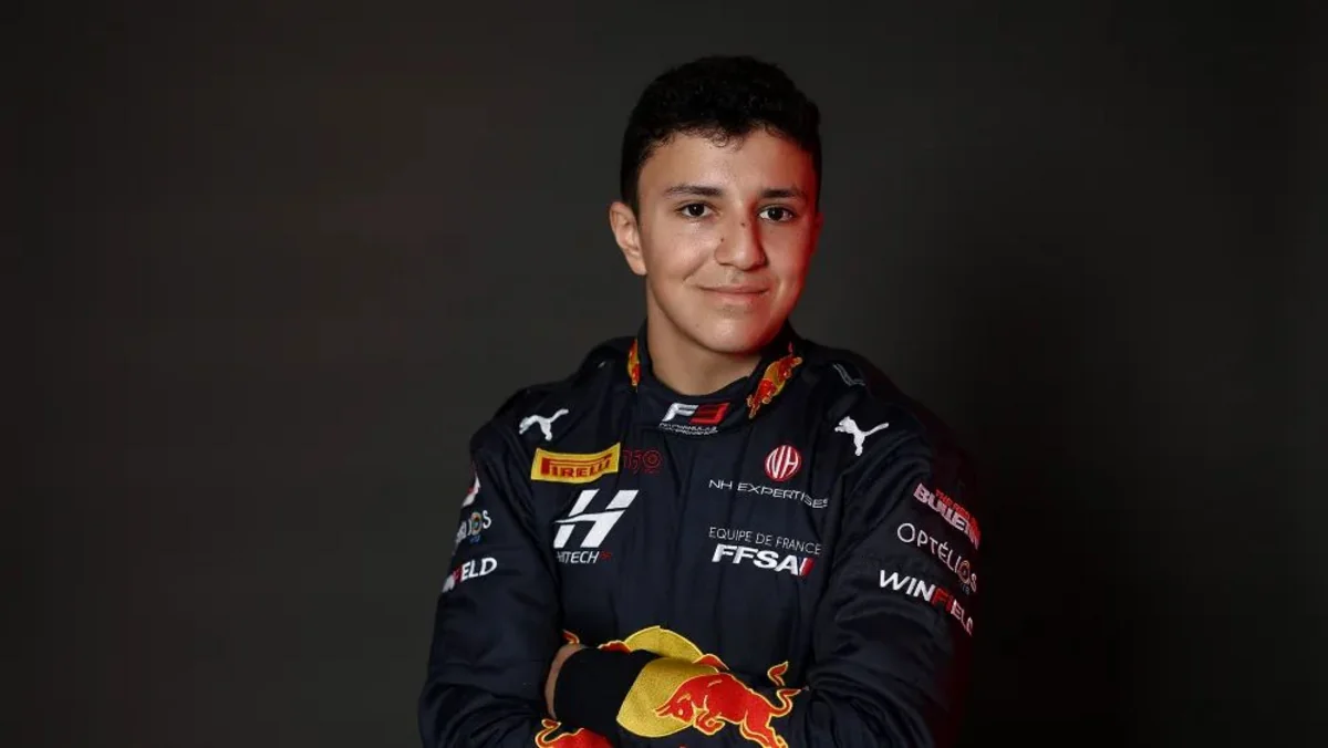 Əlcəzairəsilli pilot Formula 1 komandası ilə müqavilə bağlayıb