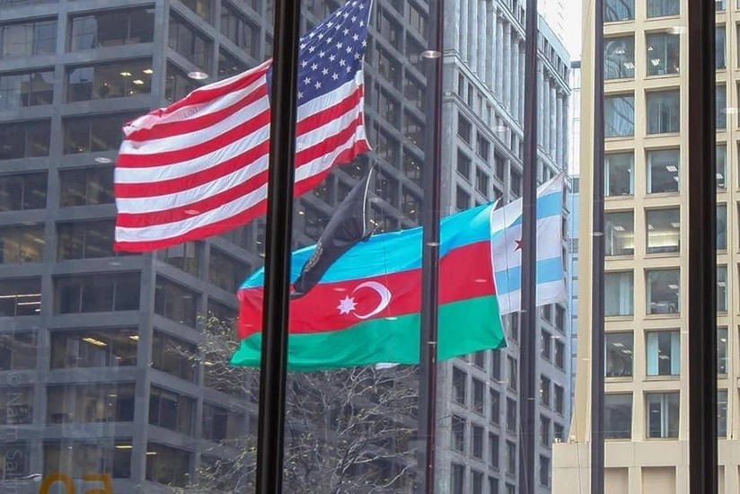 Çikaqoda Azərbaycan bayrağı ucaldılıb