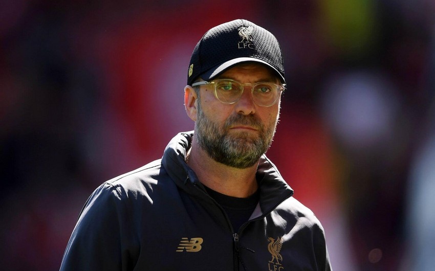 Klopp futbolçularını sosial şəbəkələrdən imtina etməyə çağırdı