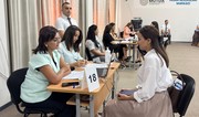 На собеседование по приему на работу учителей в первый день приглашены 872 кандидата