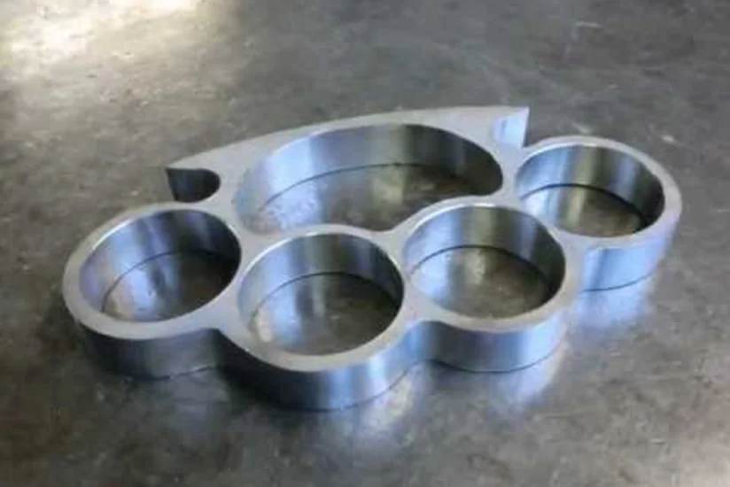 Biləcəridə 14 yaşlı yeniyetmə beşbarmaqla döyüldü