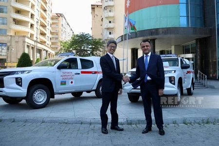 Qazax və Samux xəstəxanalarına yeni təcili tibbi yardım avtomobilləri verilib