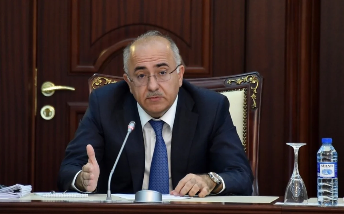 Azər Bayramov: Daxili borclanma təsdiq edilmiş konsepsiya əsasında həyata keçirilir