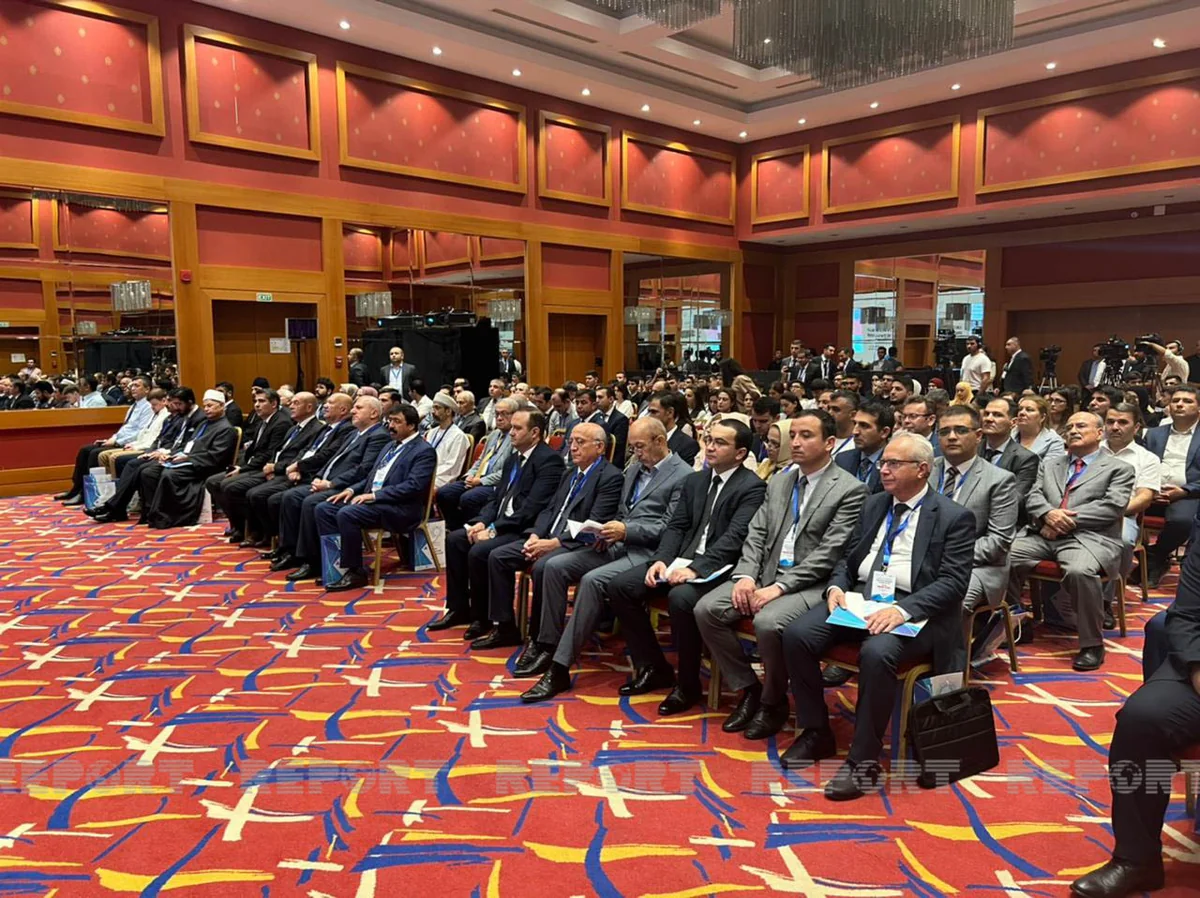Bakıda “İslam mədəniyyətində birgəyaşayış təcrübəsi” mövzusunda beynəlxalq simpozium başlayıb