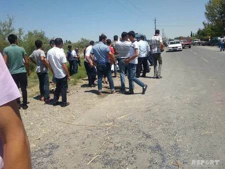 Göyçayda minik avtomobili aşıb, xəsarət alanlar var - FOTO - YENİLƏNİB