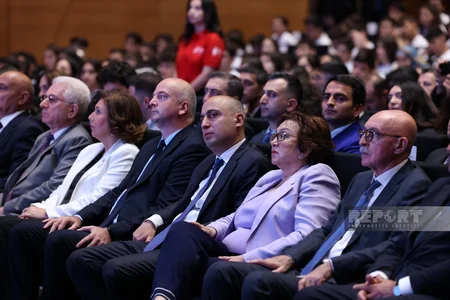 Respublika fənn olimpiadalarının qalibləri mükafatlandırılıb