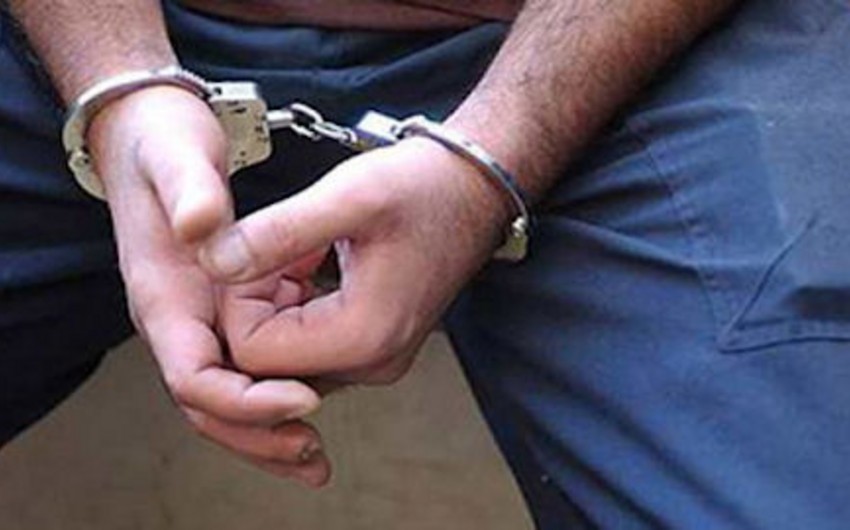 ​Bakıda özünü dövlət qurumlarının işçisi kimi təqdim edərək oğurluqlar törədən şəxs tutulub