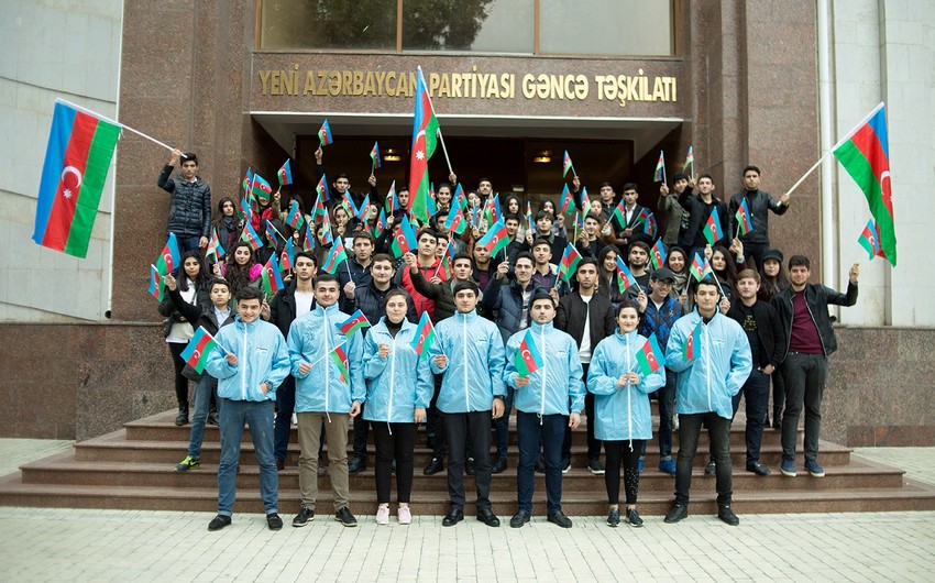 YAP Gəncədə yürüş təşkil edib