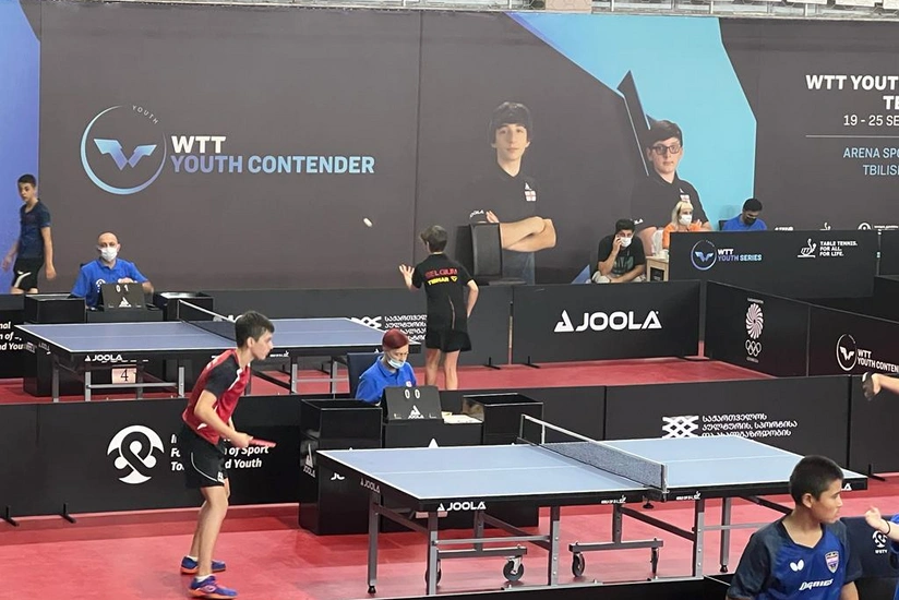 Азербайджанский теннисист одолел армянина и прошел в следующий этап