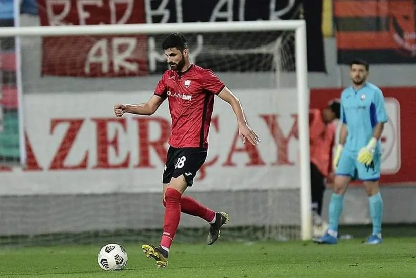 Qəbələ daha bir futbolçusu ilə müqaviləni yeniləyib
