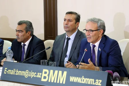 Bakıda Azərbaycanda jurnalist təşkilatlarının durumu və gələcək inkişaf meyilləri mövzusunda konfrans başlayıb