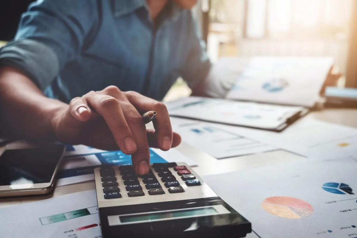 Azərbaycanın kollektor agentliyi səhmdarlarına dividend ödəyəcək