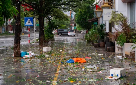 Vyetnamın şimalında qasırğa 14 nəfərin həyatına son qoyub