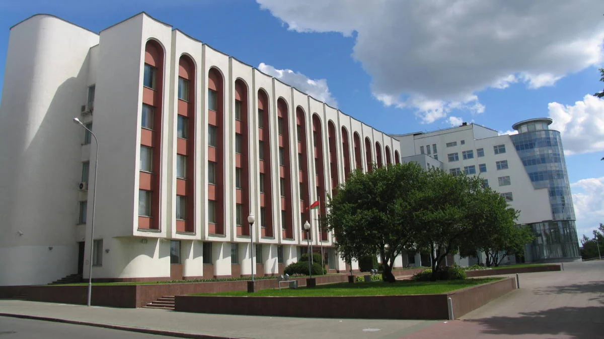 Belarus İsveçə nota verib